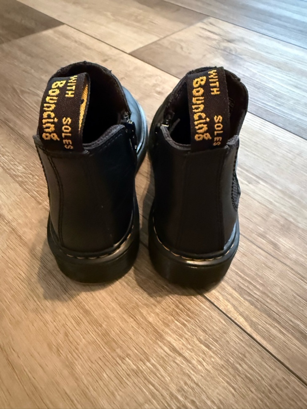 Dr. Martens Black Leather Chelsea Ankle Boots with Yellow Stitching - Kids - Picture 5 of 10